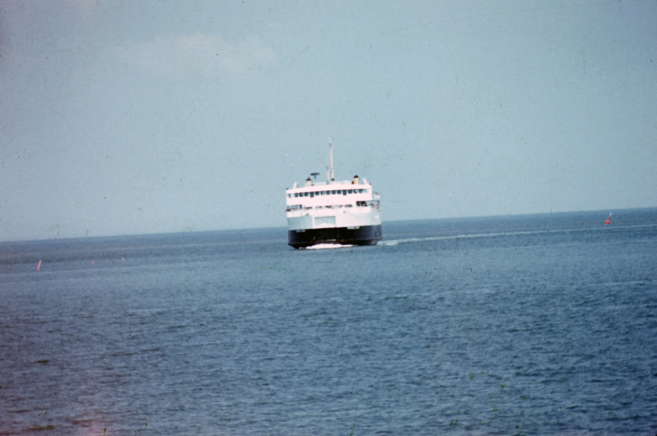 72-07-01, 082, Ferry to PEI, Canada