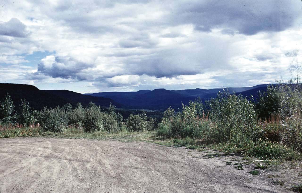 72-09-01, 011, Alaska Highway, 353 mi, British Columbia, Ca