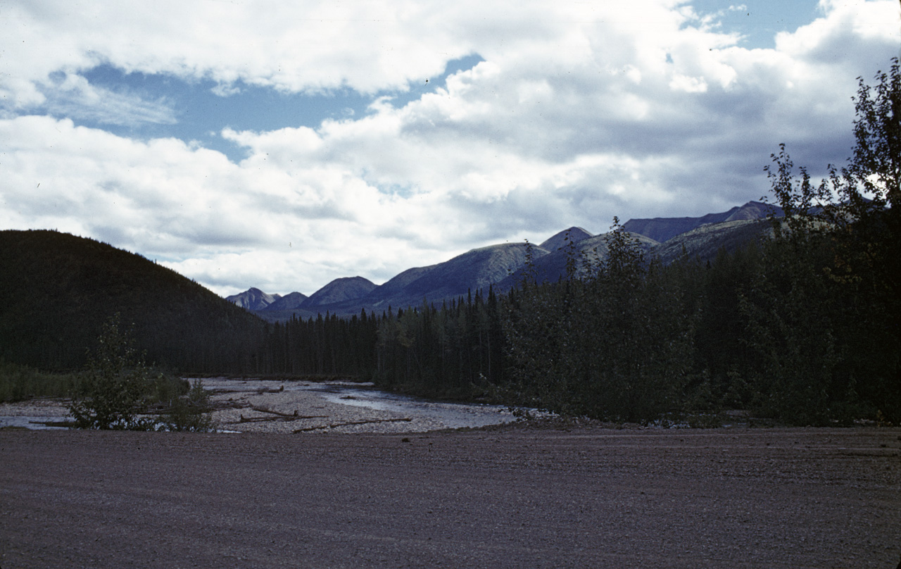 72-09-01, 016, Alaska Highway, 377 mi, British Columbia, Ca