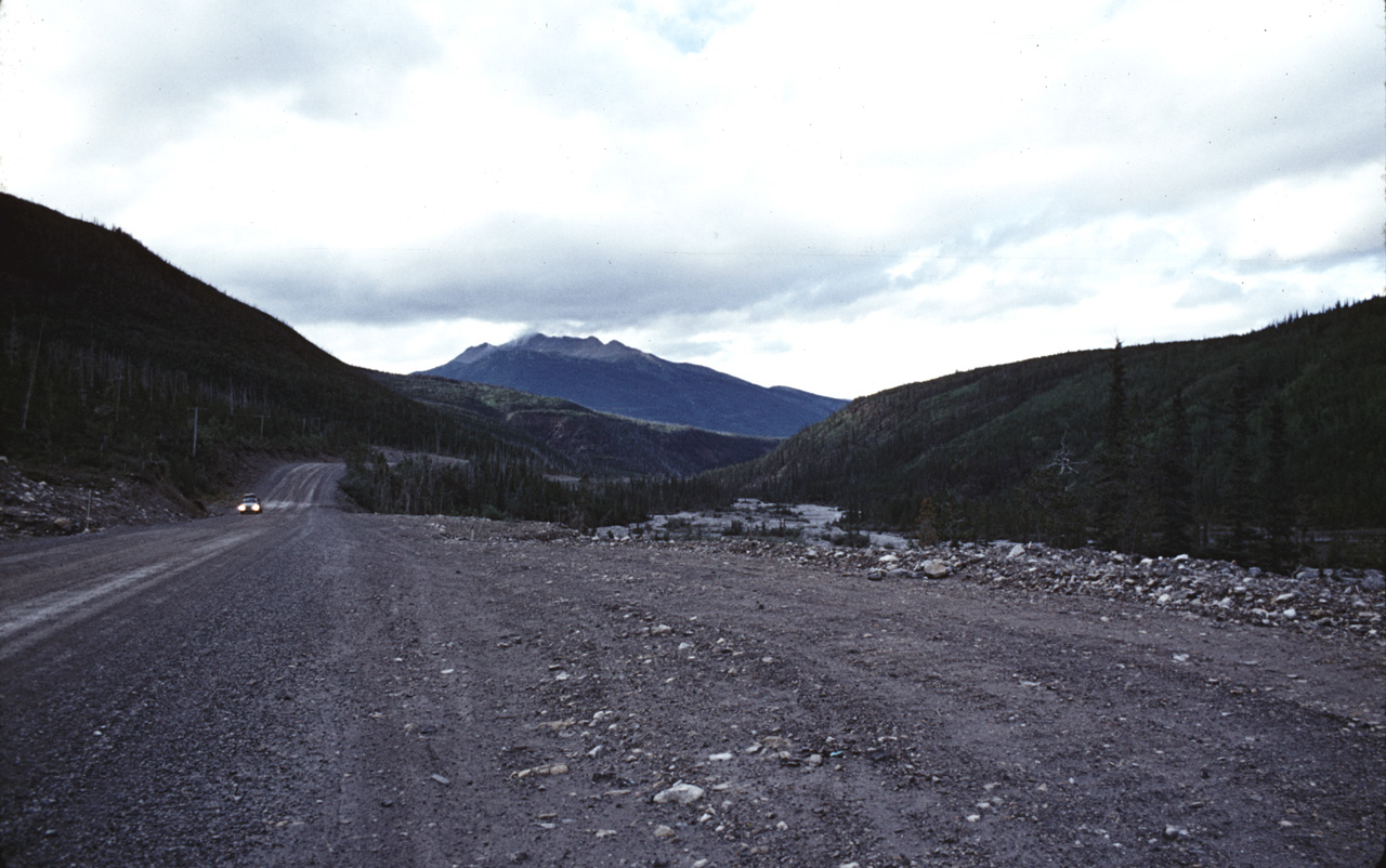 72-09-01, 018, Alaska Highway, 452 mi, British Columbia, Ca