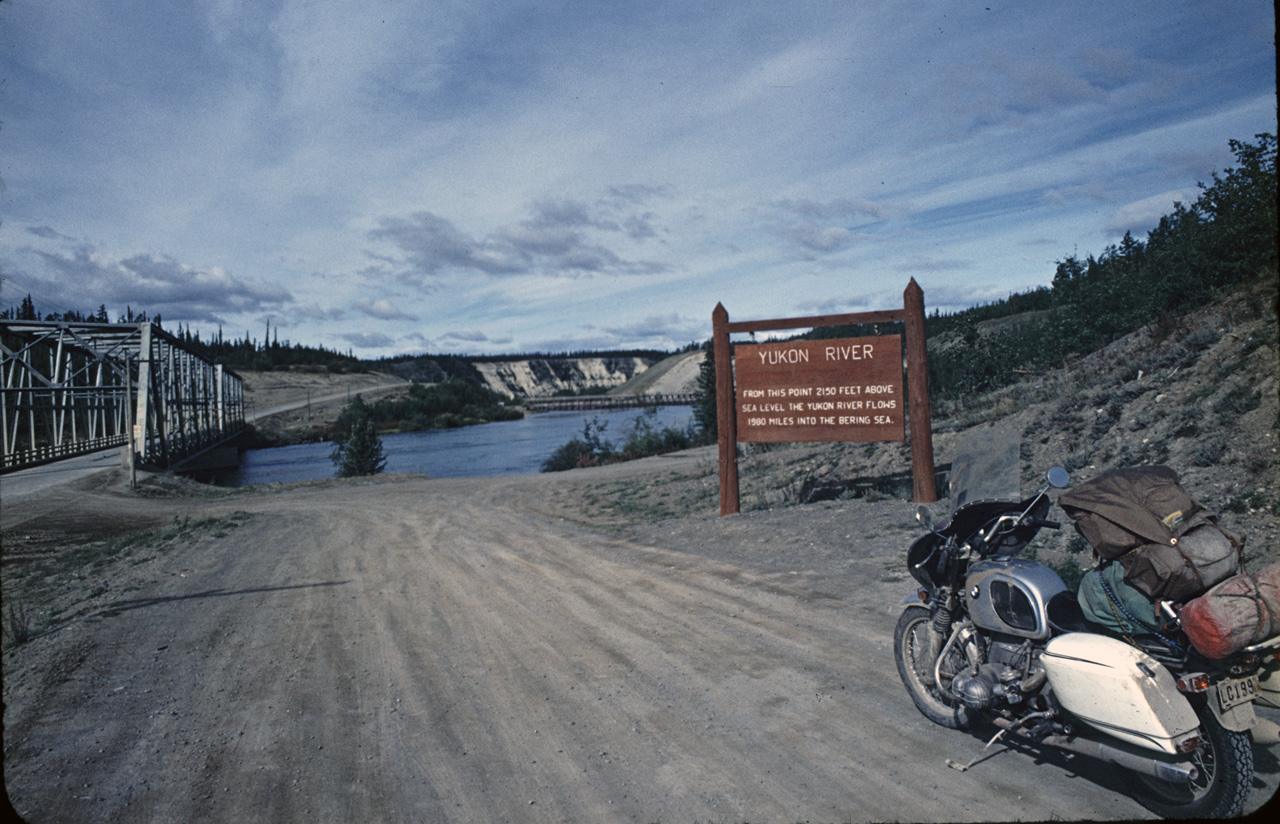 72-09-01, 039, Yukon River, Alaska Highway, 897 mi, Yukon