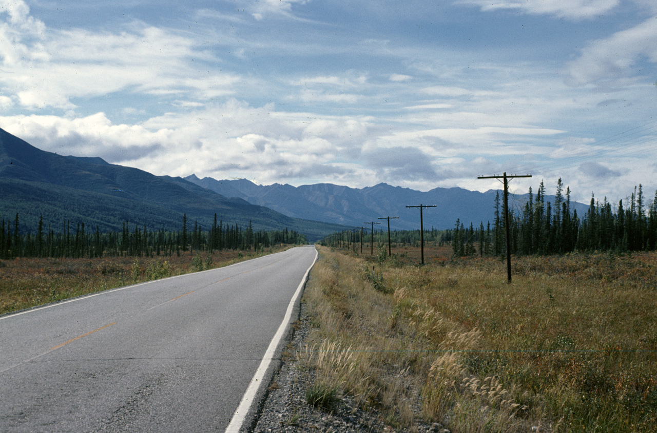 72-09-01, 062, Alaska Highway, 1328 mi, Alaska