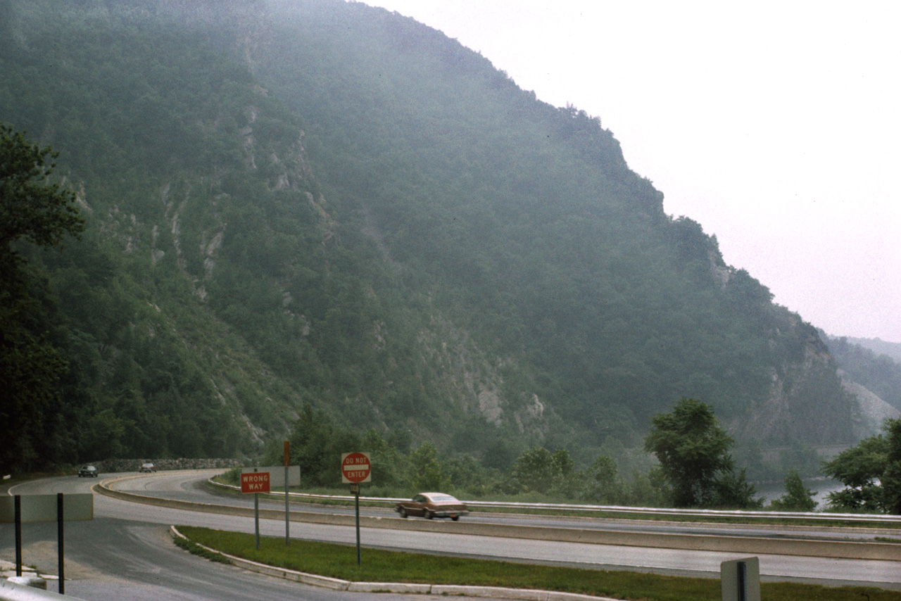 75-07-01, 003, Delaware Water Gap, New Jersey