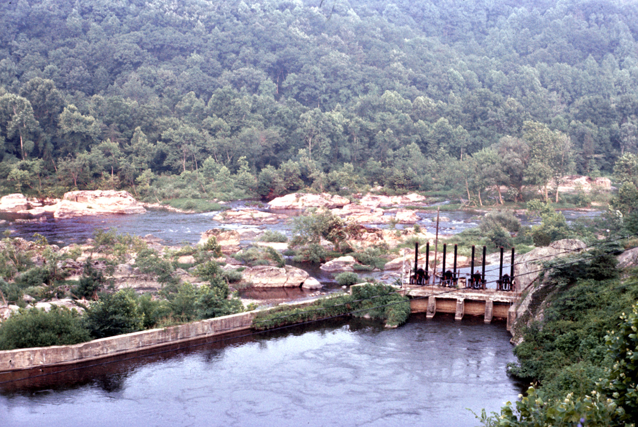 75-07-02, 002, Veiw of Dam-River along Rt 60 in Viirginia