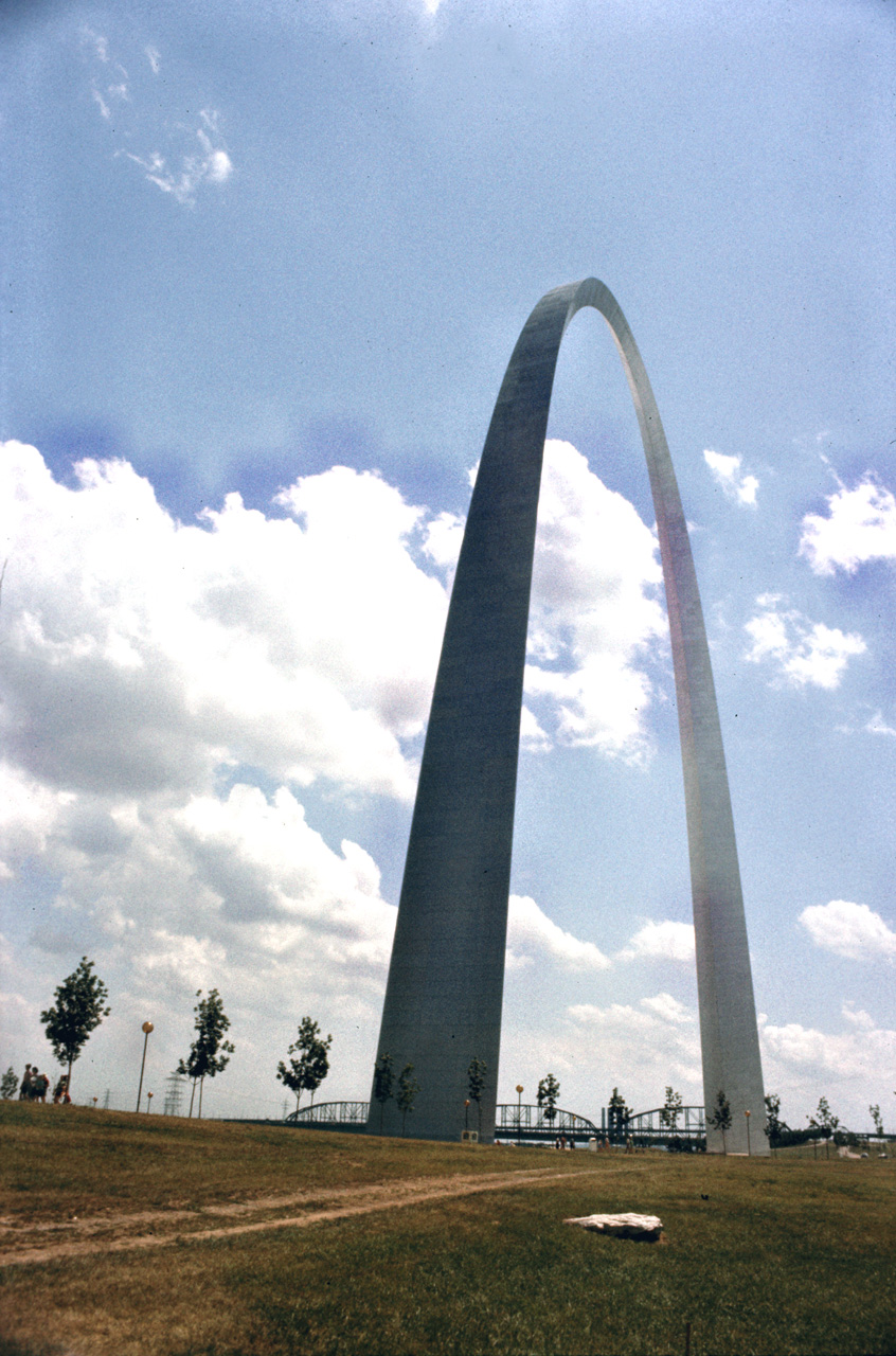 75-07-04, 005, Jefferson Nat Expansion Mem, Arch, Missouri