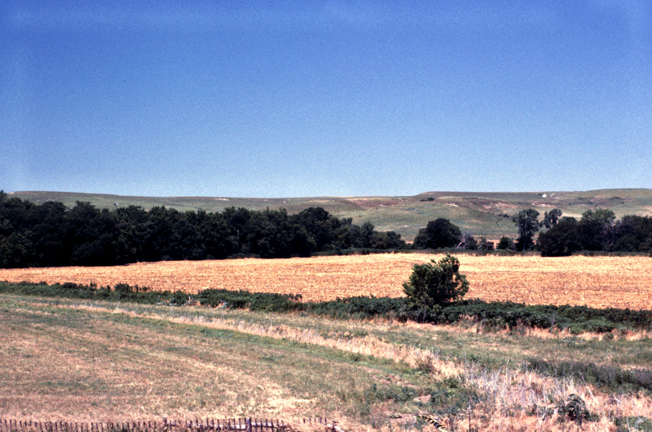 75-07-05, 003, View along Rt 70 in Kansas